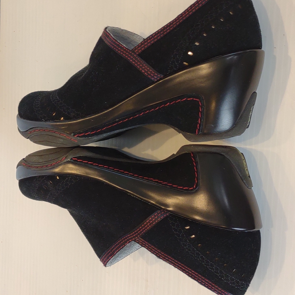 J-41 Black and Red Mules - Picture 11 of 16